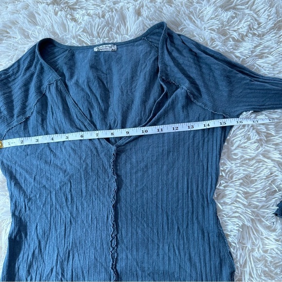Intimately Free People Stretchy V-Neck Top Size XS - Picture 8 of 8